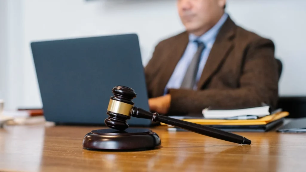 key-tasks-an-ai-legal-assistant-can-perform-lawyer